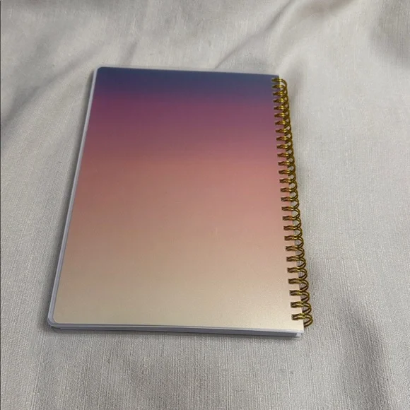 Gradient Daily Planner - Picture 7 of 8